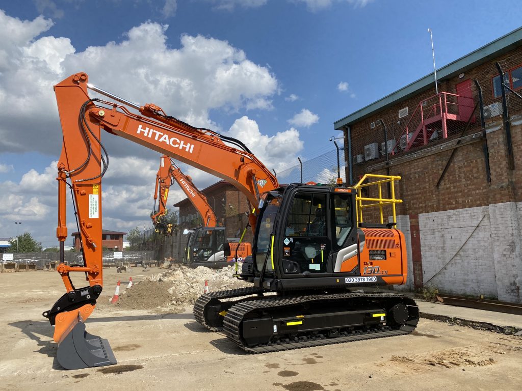 Hitachi ZX130LCN-7 - Synergy Plant Hire
